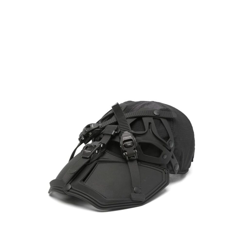 Innerraum Black Hats Women